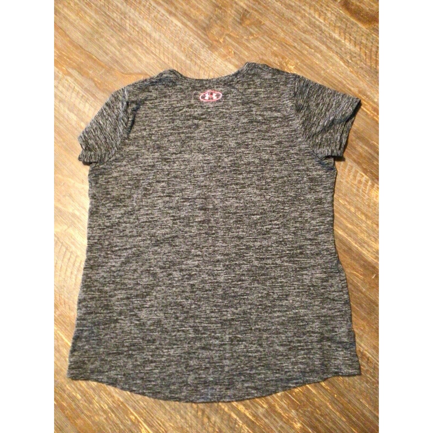 Under Armour Shirt Size YXL