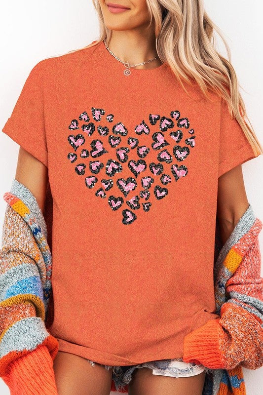 Faux Sequins Leopard Heart Graphic Plus Tee