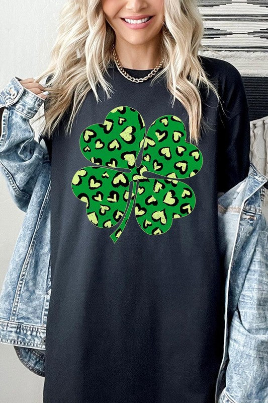 Four Leaf Clover Graphic Heavyweight T Shirts