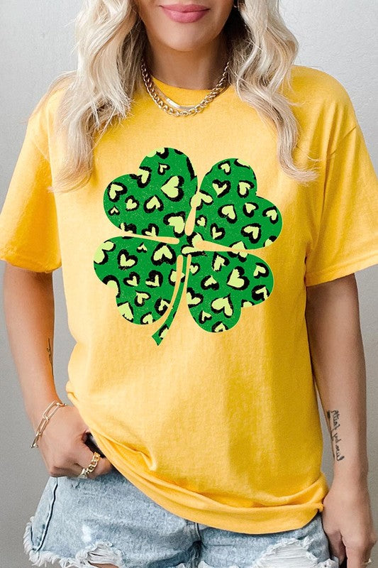 Four Leaf Clover Graphic Heavyweight T Shirts