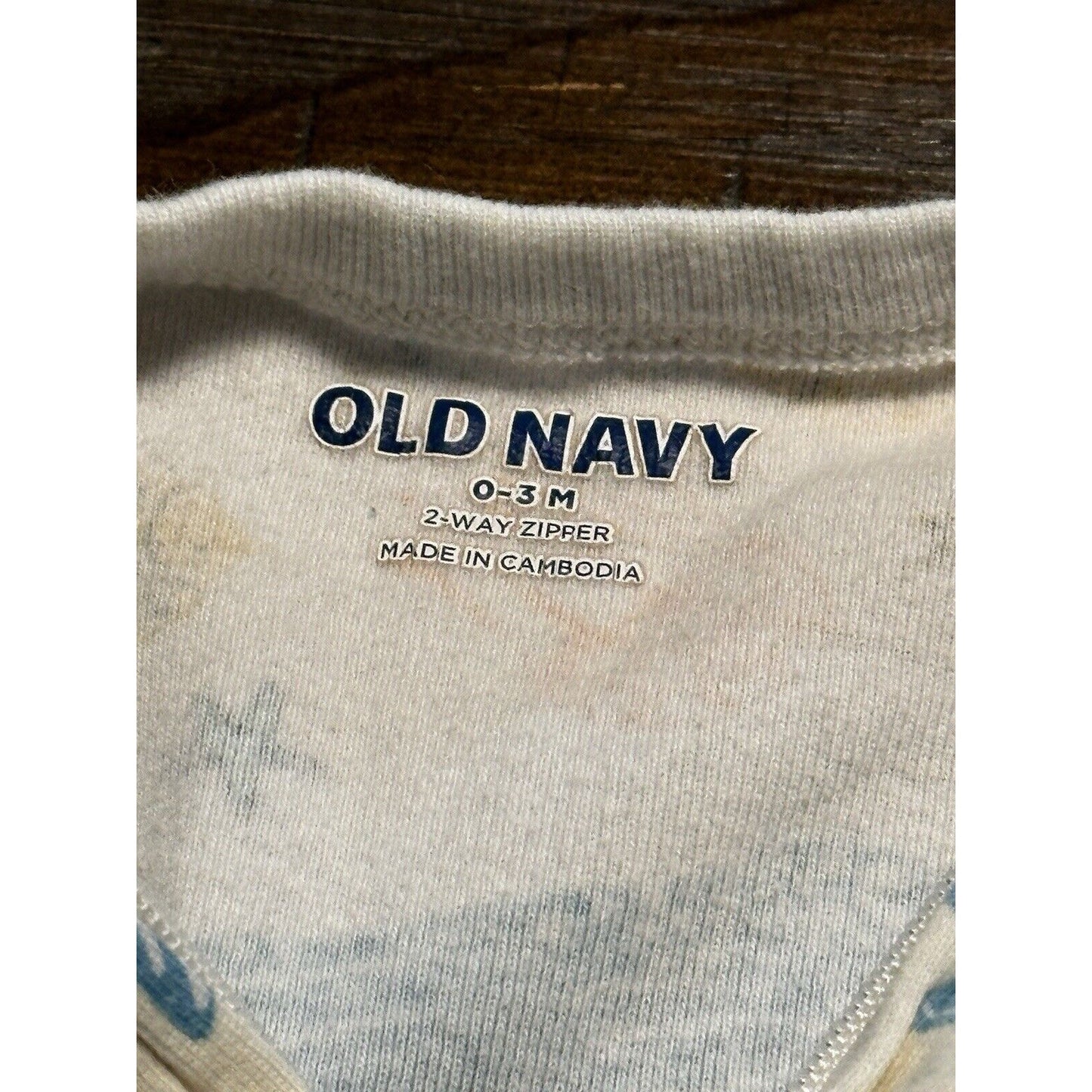 Old Navy Body Suit Size 0-3 Months