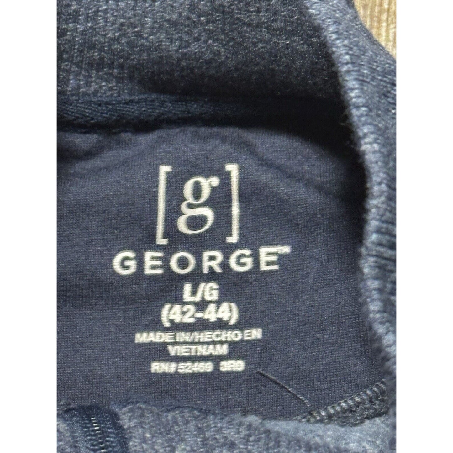 George Pullover Size L