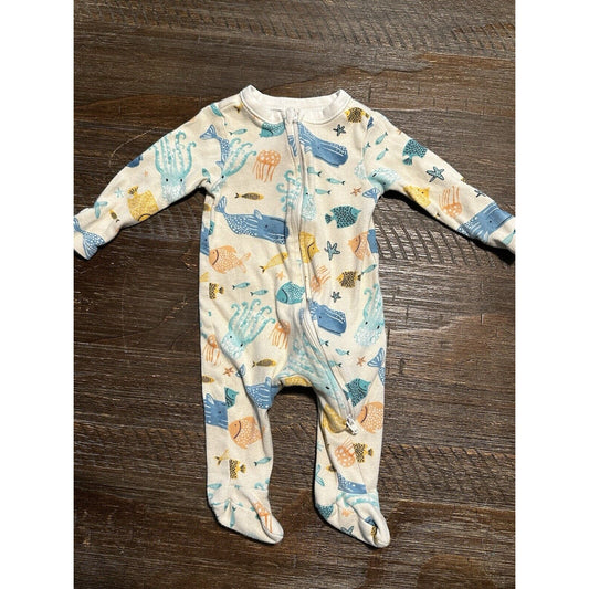 Old Navy Body Suit Size 0-3 Months