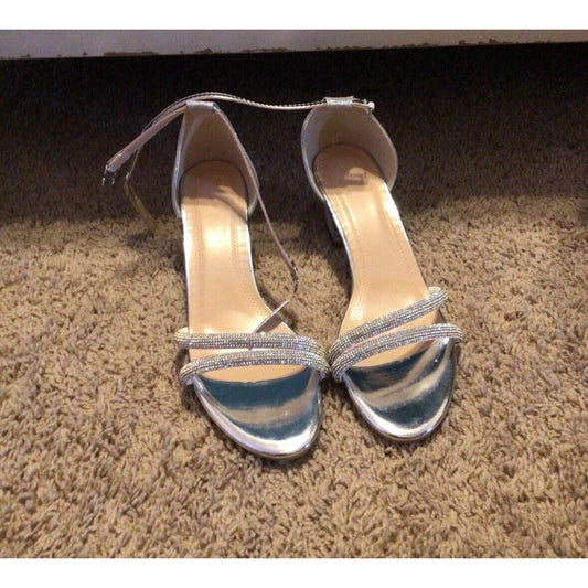 Wedding/Prom Silver Heels Size 7.5